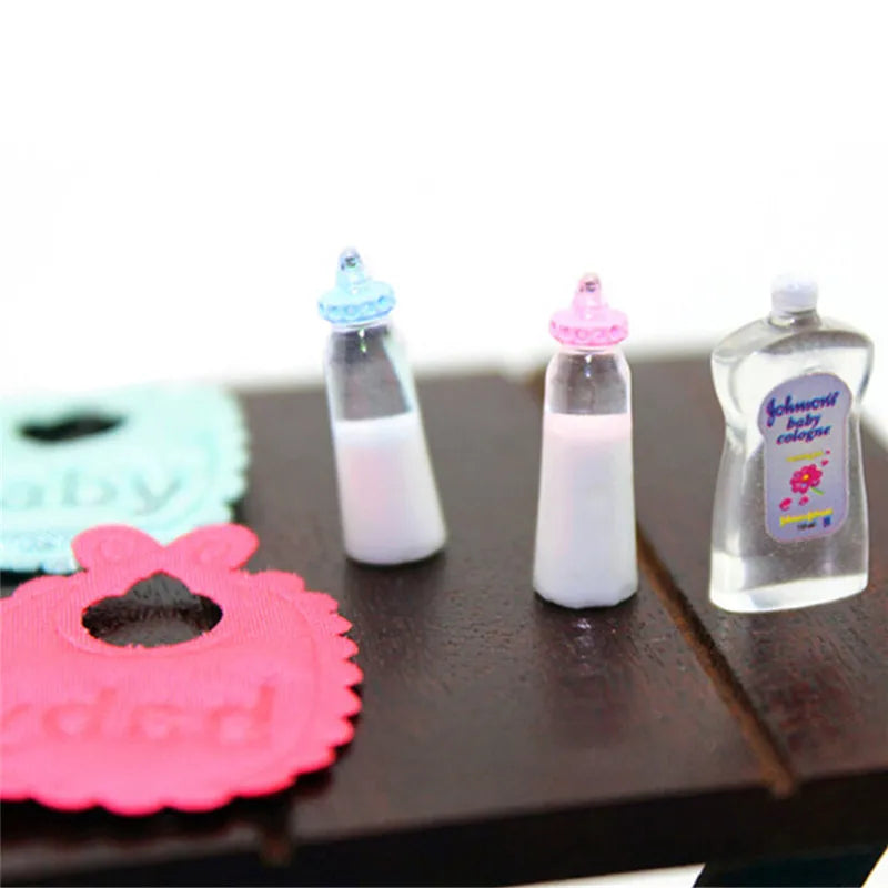 1:12 Dolls House Miniature Baby Bottles and Bibs Set