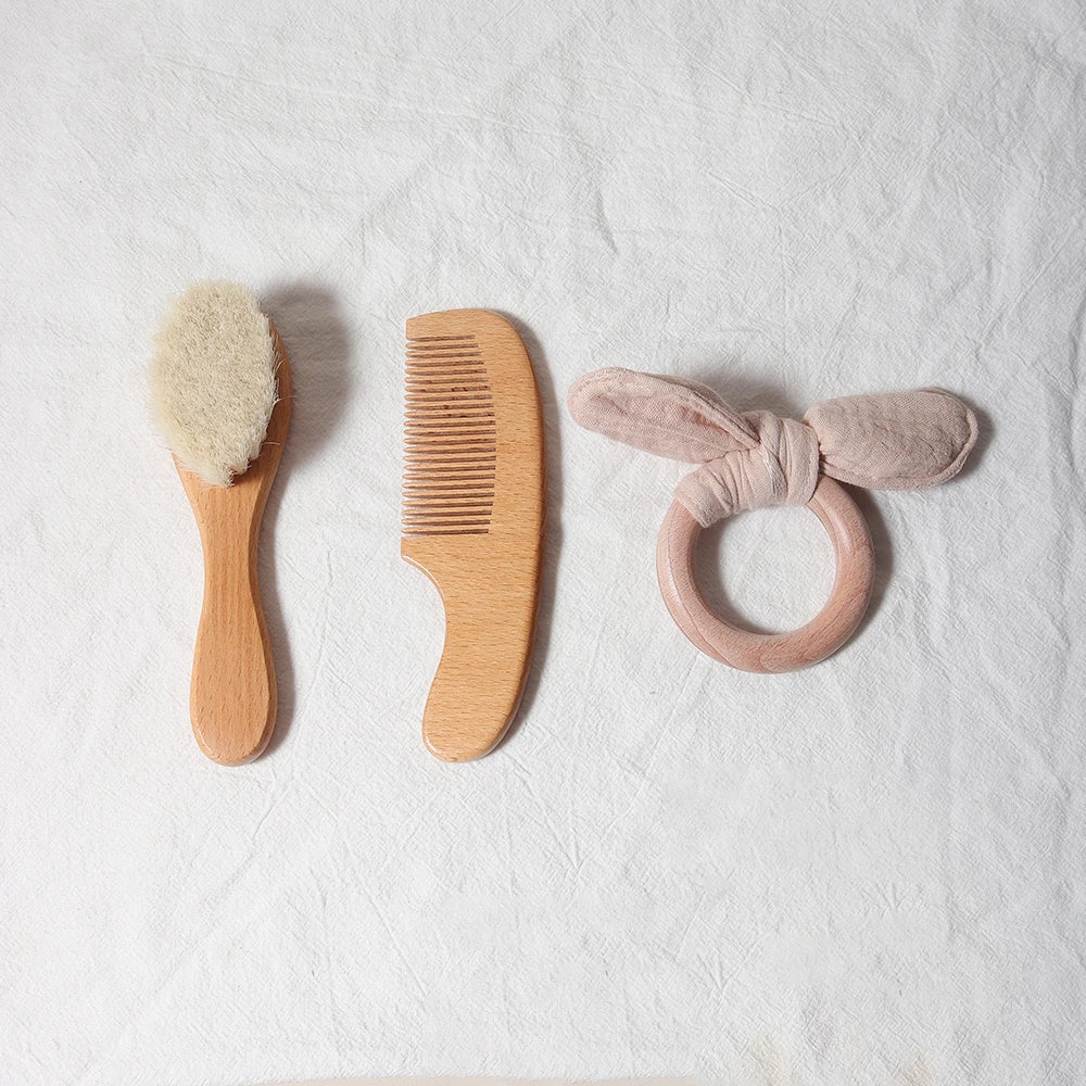 Baby Comb Brush Set Newborn Gift Natural Wooden Comb Bib Pacifier Clip