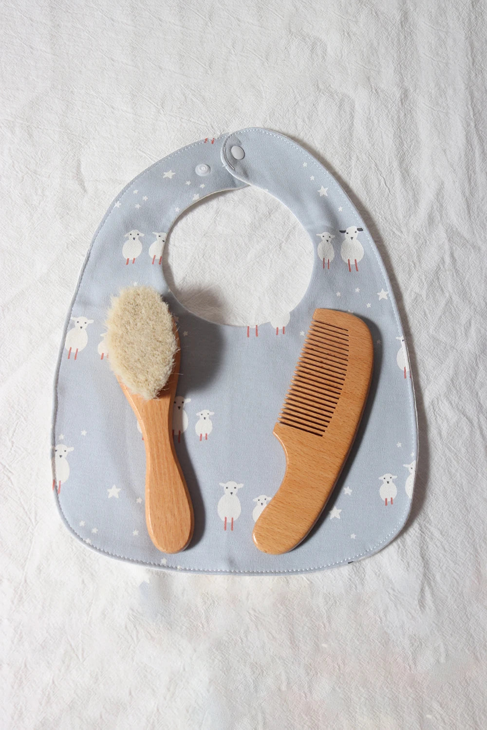 Baby Comb Brush Set Newborn Gift Natural Wooden Comb Bib Pacifier Clip