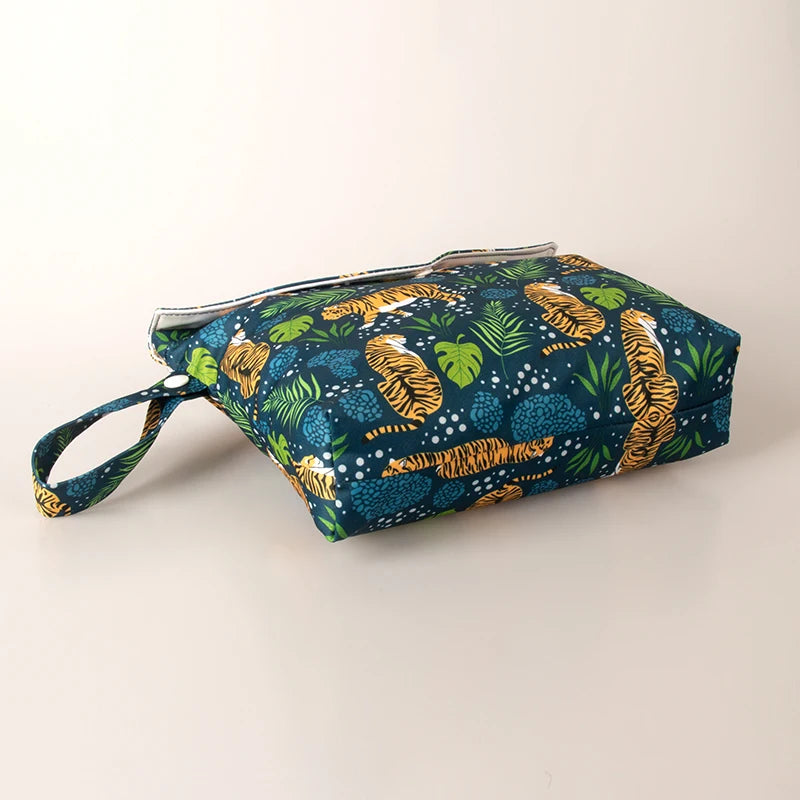 Baby Dry Wet Diaper Bag 19.5x27cm Waterproof Travel Stor